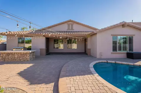 2446 E Aris Dr, Gilbert, AZ 85298 photo 7