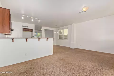 2340 E Wayland Dr, Phoenix, AZ 85040 photo 16