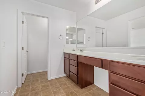 2340 E Wayland Dr, Phoenix, AZ 85040 photo 28