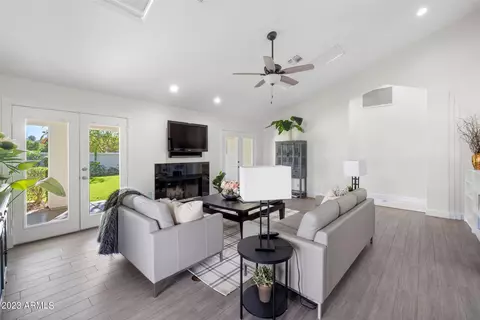 Living - 2103 E Freeport Ln, Gilbert, AZ 85234 photo 7 of 16