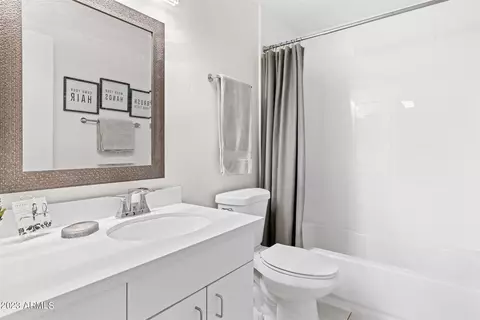 Bath - 2103 E Freeport Ln, Gilbert, AZ 85234 photo 11 of 11