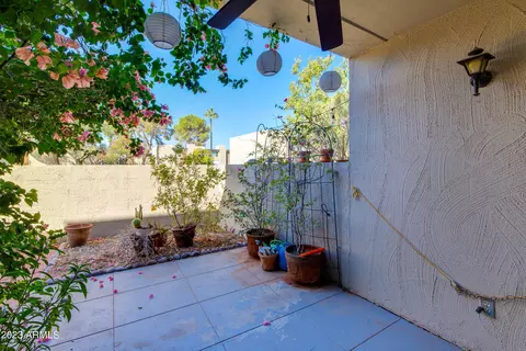 4201 E Camelback Rd #81, Phoenix, AZ 85018 photo 18