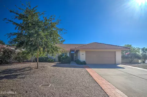 2233 N Winthrop Cir, Mesa, AZ 85213