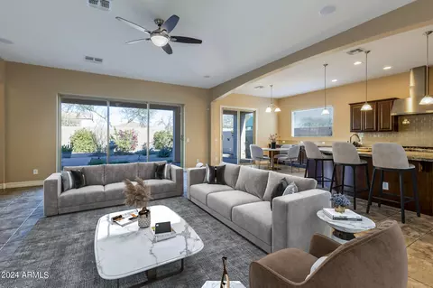 Living - 4729 S Quantum Way, Mesa, AZ 85212 photo 6 of 9
