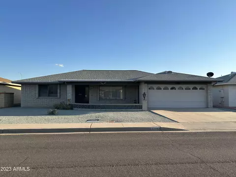 8325 E Laguna Azul Ave, Mesa, AZ 85209