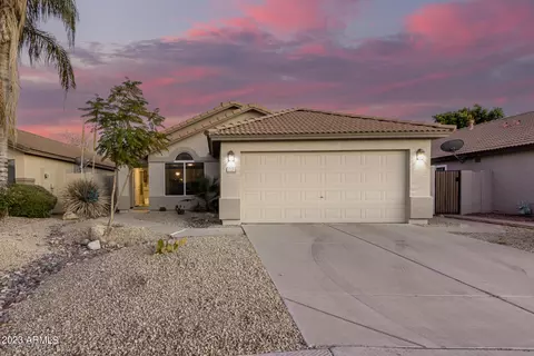 7729 W Via Montoya Dr, Peoria, AZ 85383