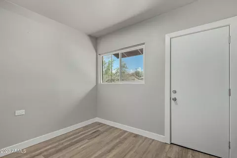 3116 N 37th Dr, Phoenix, AZ 85019 photo 17