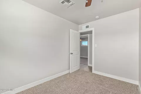 3116 N 37th Dr, Phoenix, AZ 85019 photo 19