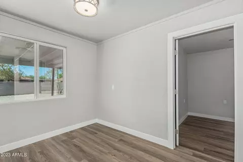 3116 N 37th Dr, Phoenix, AZ 85019 photo 11