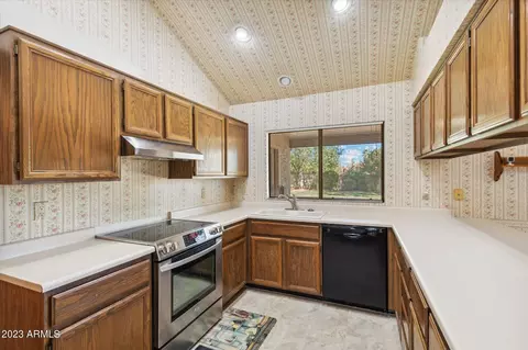 1262 E Greenway Cir, Mesa, AZ 85203 photo 12