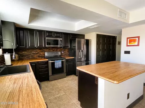 14470 N 58th Ln, Glendale, AZ 85306