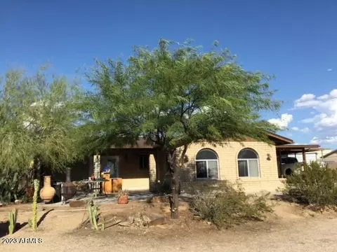 2717 N 82nd St, Mesa, AZ 85207
