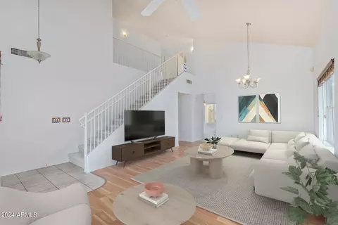 8021 S 34th Pl, Phoenix, AZ 85042 photo 3