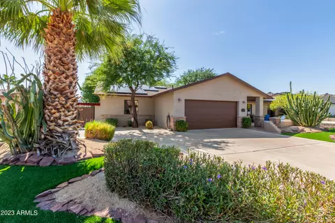 2631 E Christy Dr, Phoenix, AZ 85028