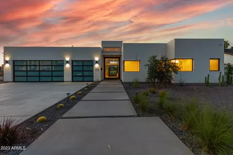 4002 E Avalon Dr, Phoenix, AZ 85018