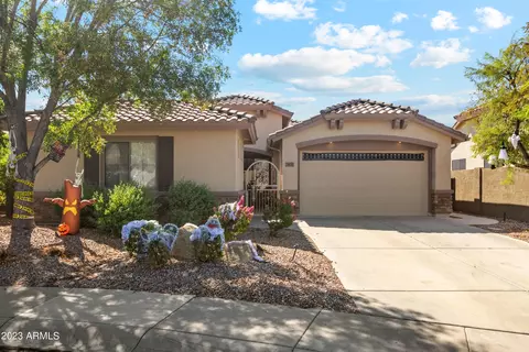 2435 W Shackleton Dr, Anthem, AZ 85086