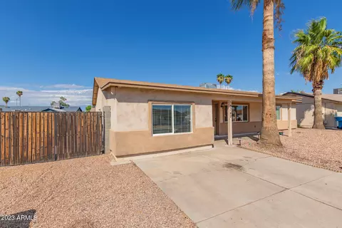 3140 W Villa Rita Dr, Phoenix, AZ 85053