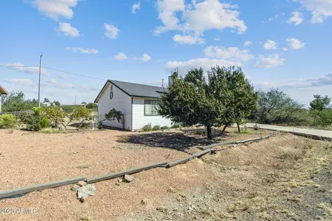 20164 E Hereford Dr, Mayer, AZ 86333 photo 2