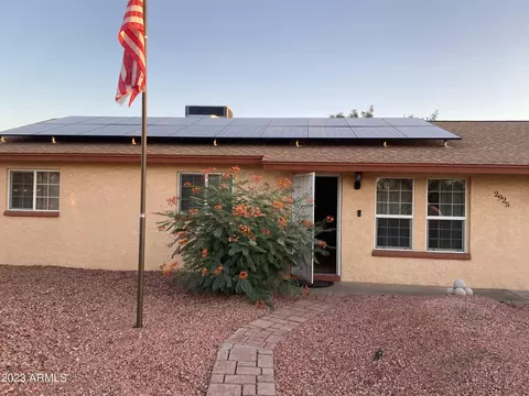 2925 W Shaw Butte Dr, Phoenix, AZ 85029