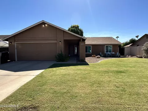 7931 W Dahlia Dr, Peoria, AZ 85381