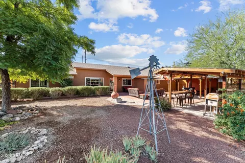 890 Oasis Dr, Wickenburg, AZ 85390