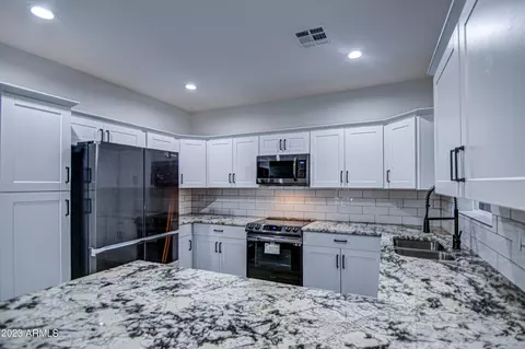 972 N Main Dr, Apache Junction, AZ 85120 photo 12