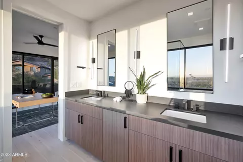 2415 E Lincoln Cir, Phoenix, AZ 85016 photo 27