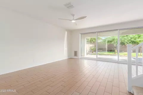 817 E Constance Way, Phoenix, AZ 85042 photo 5