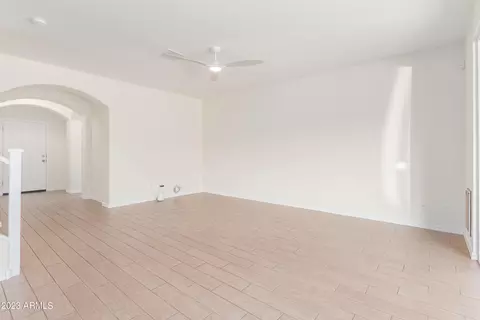 817 E Constance Way, Phoenix, AZ 85042 photo 6