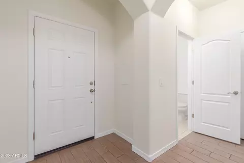 817 E Constance Way, Phoenix, AZ 85042 photo 2