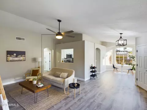 272 W Sheffield Ave, Gilbert, AZ 85233 photo 2