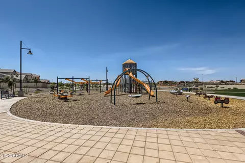 773 S Hawk Ln, Gilbert, AZ 85296 photo 5