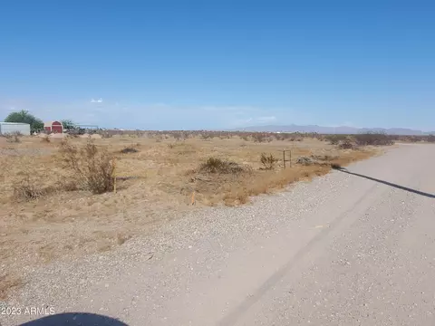 36900 W Avalon Dr #G, Tonopah, AZ 85354