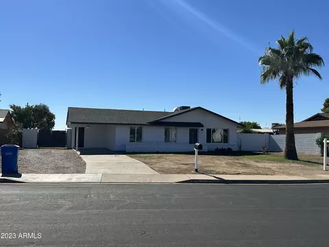 2011 W Villa Rita Dr, Phoenix, AZ 85023