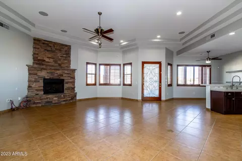 10616 E Hillview St, Mesa, AZ 85207 photo 5