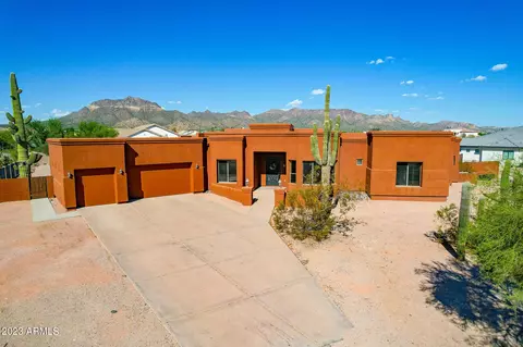 10616 E Hillview St, Mesa, AZ 85207