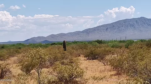 01 S Rider Rd #2A & 2B, Aguila, AZ 85320
