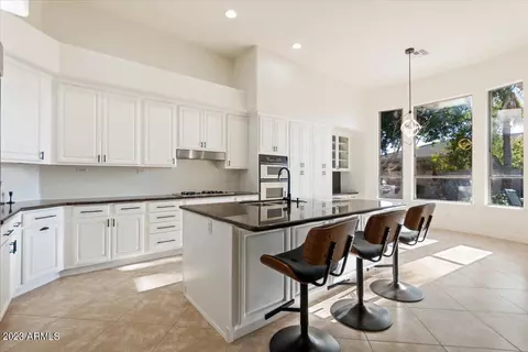25636 N Lawler Loop, Phoenix, AZ 85083 photo 9