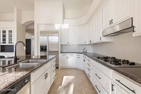 25636 N Lawler Loop, Phoenix, AZ 85083 photo 11