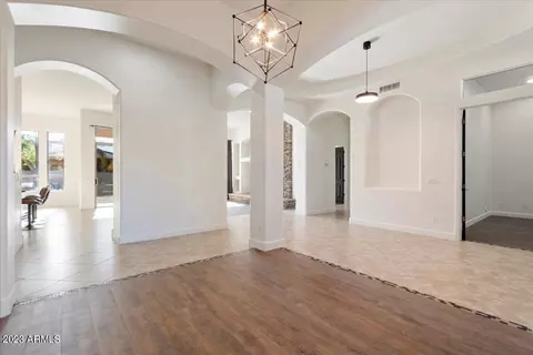 25636 N Lawler Loop, Phoenix, AZ 85083 photo 4