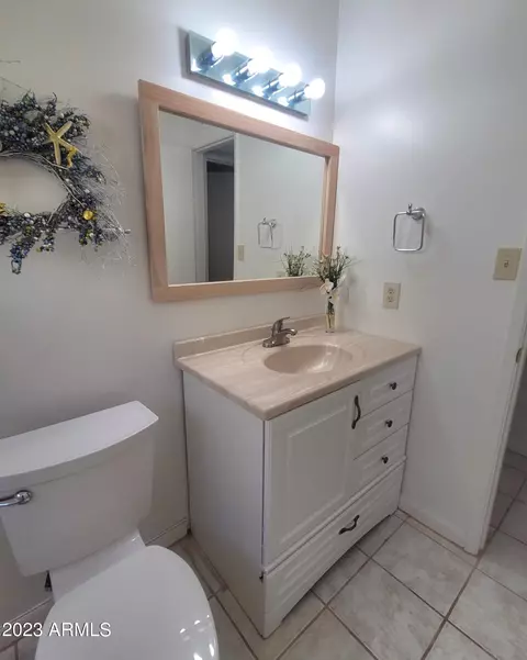 4207 W Echo Ln, Phoenix, AZ 85051 photo 17