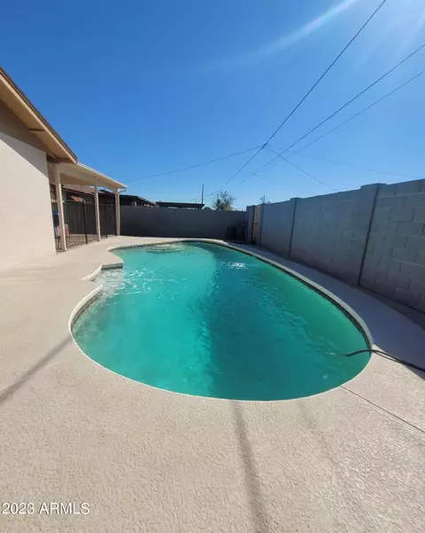 4207 W Echo Ln, Phoenix, AZ 85051 photo 19