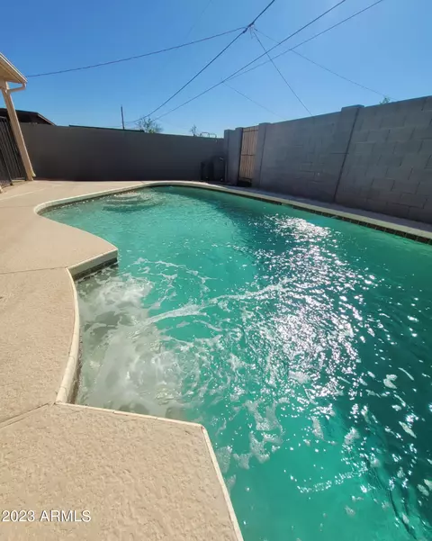 4207 W Echo Ln, Phoenix, AZ 85051 photo 20
