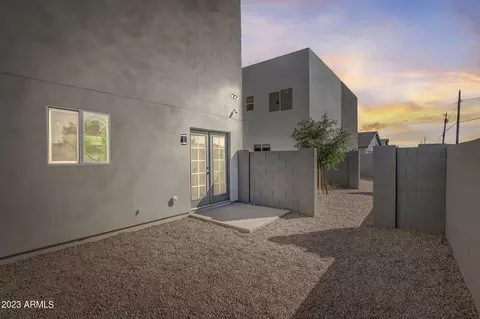 2509 E Broadway Rd, Phoenix, AZ 85040 photo 2