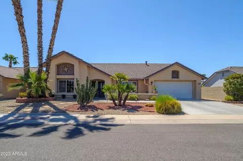 13731 W Sky Hawk Dr, Sun City West, AZ 85375