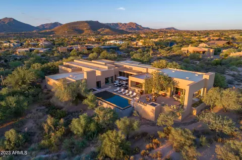9203 E Happy Hollow Dr, Scottsdale, AZ 85262