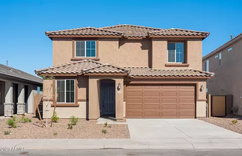 1528 W Sabel Ct, San Tan Valley, AZ 85142
