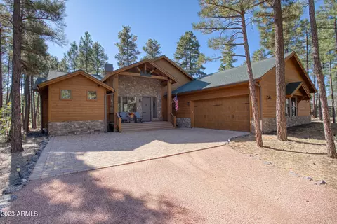 4761 W Hawthorn Rd, Show Low, AZ 85901