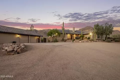 2445 S Falling Star Rd, Gold Canyon, AZ 85118