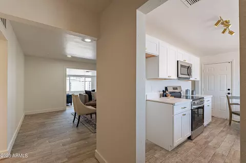 5602 N 35th Dr, Phoenix, AZ 85019 photo 14